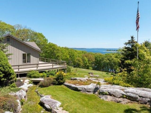 House for sale in Bristol, Maine