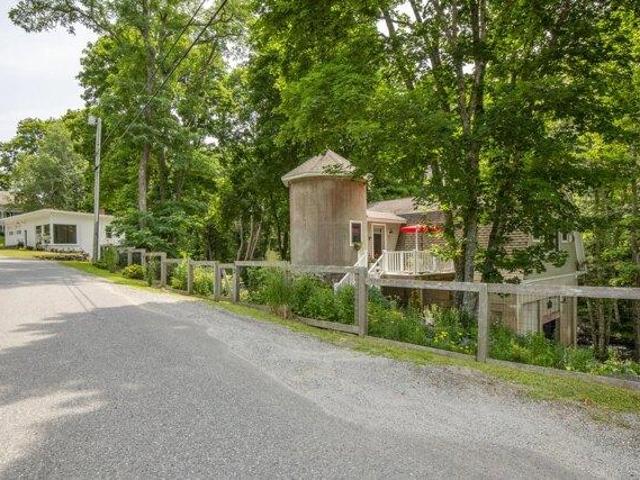 House for sale in Bristol, Maine