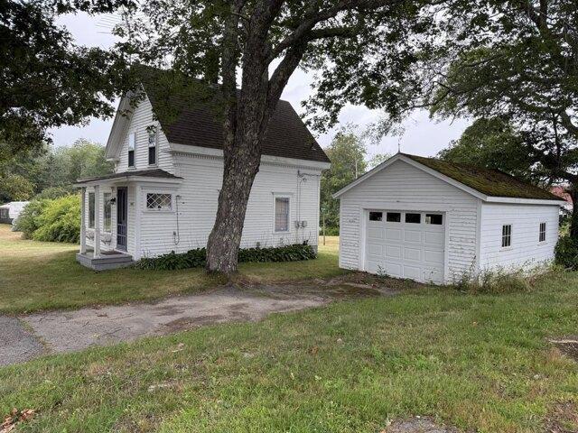 House for sale in Bristol, Lincoln County