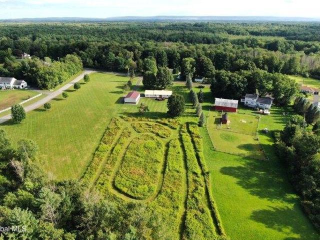 House for sale in Broadalbin, New York