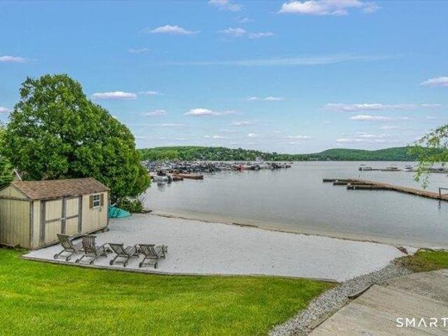 House for sale in Brookfield, Connecticut