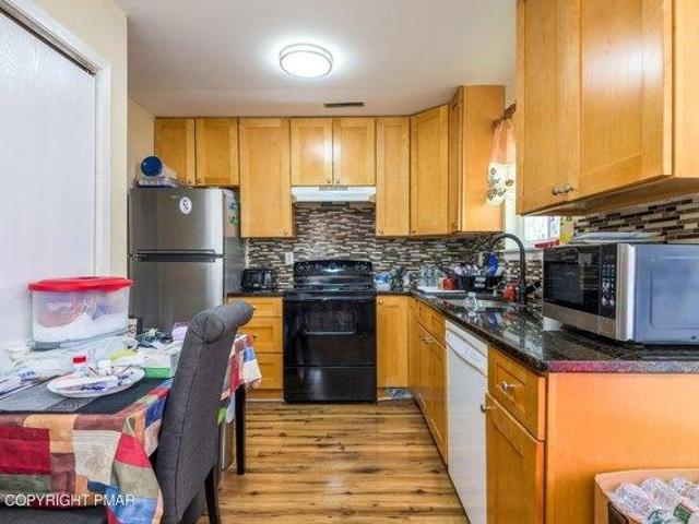 House for sale in Dingmans Ferry, Pennsylvania
