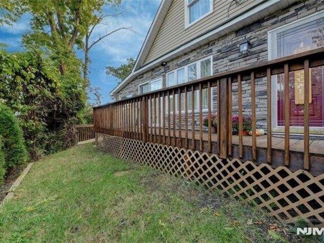House for sale in Cambridge Heights at Terrace Lake, Butler