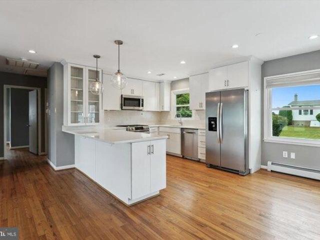 House for sale in California, Maryland