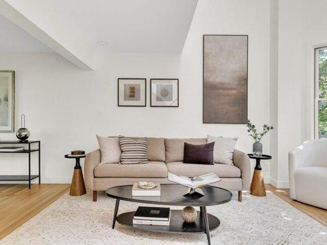 House for sale in Cambridge, Middlesex County