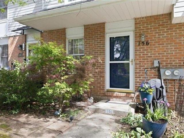House for sale in Strabane, Pennsylvania