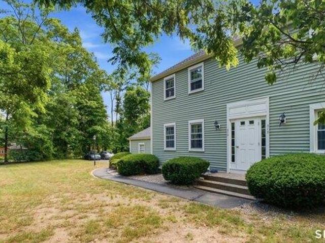 House for sale in Canton, Connecticut