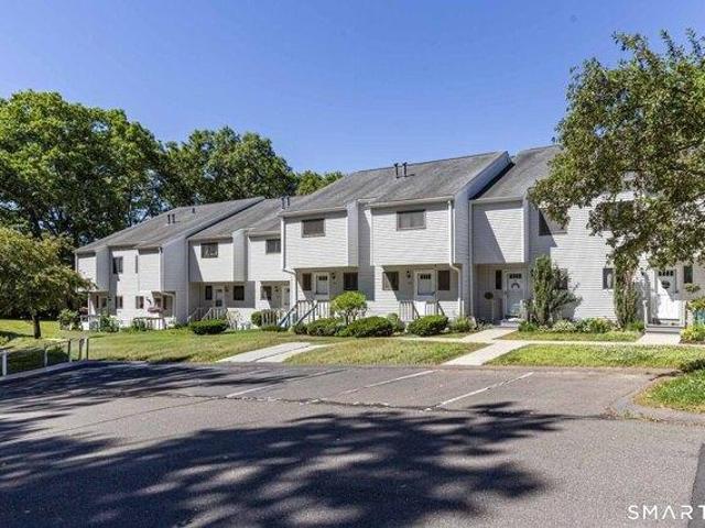 House for sale in Canton, Connecticut