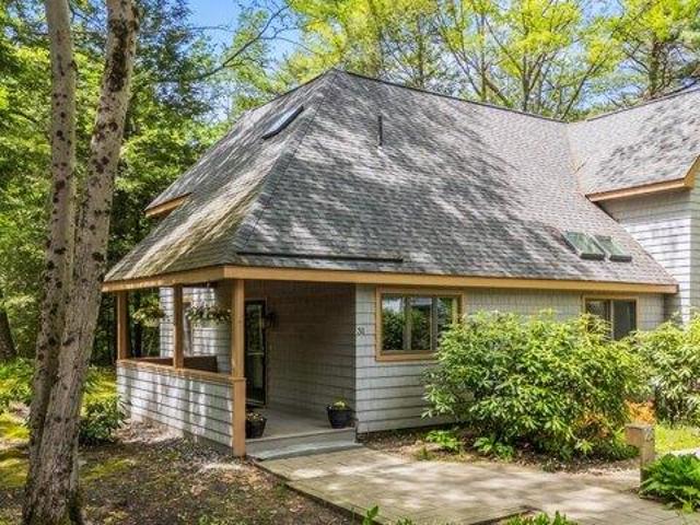 House for sale in Cape Elizabeth, Maine