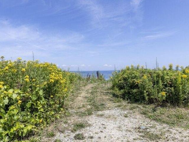 House for sale in Cape Elizabeth, Maine