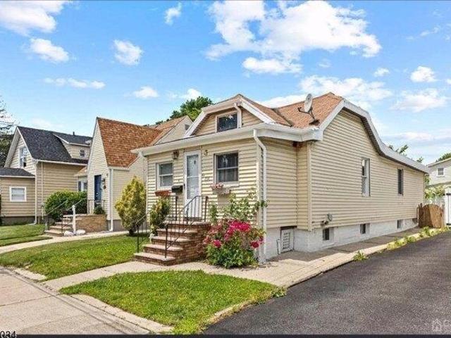 House for sale in Carteret, New Jersey