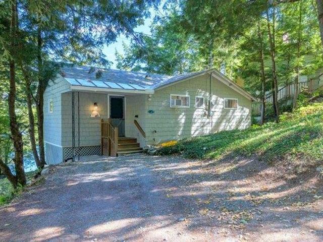 House for sale in Castleton, Vermont