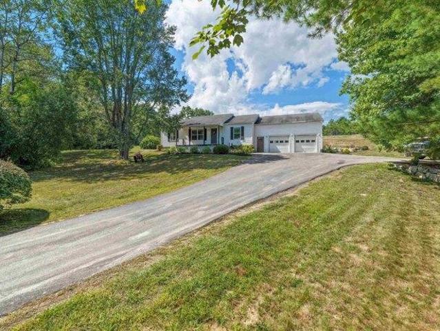 House for sale in Center Harbor, Belknap County