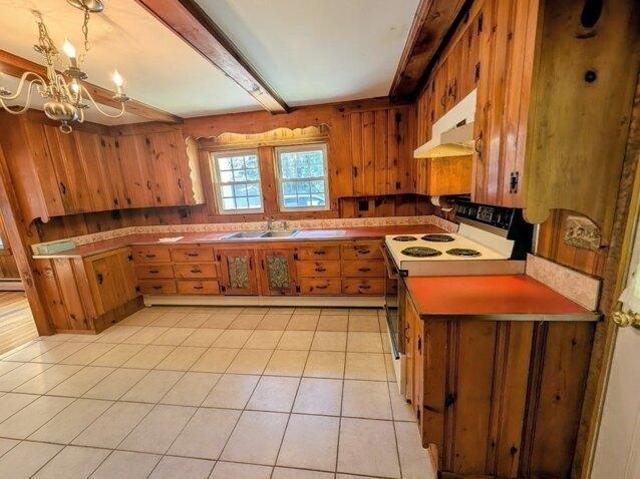 House for sale in Charlton, Worcester County