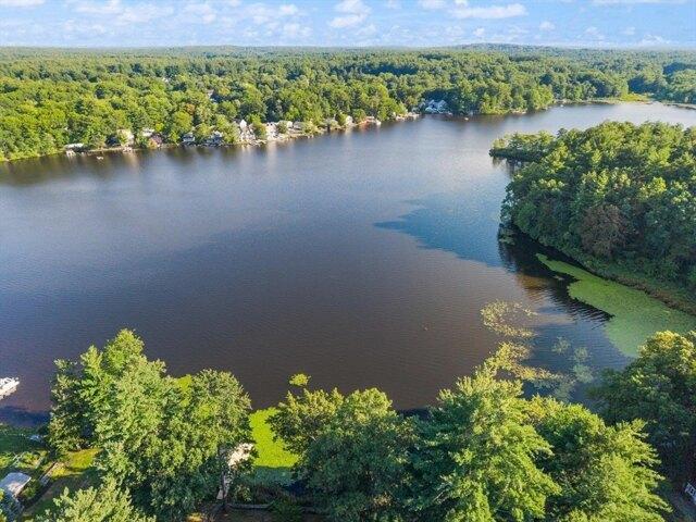 House for sale in Chelmsford, Massachusetts