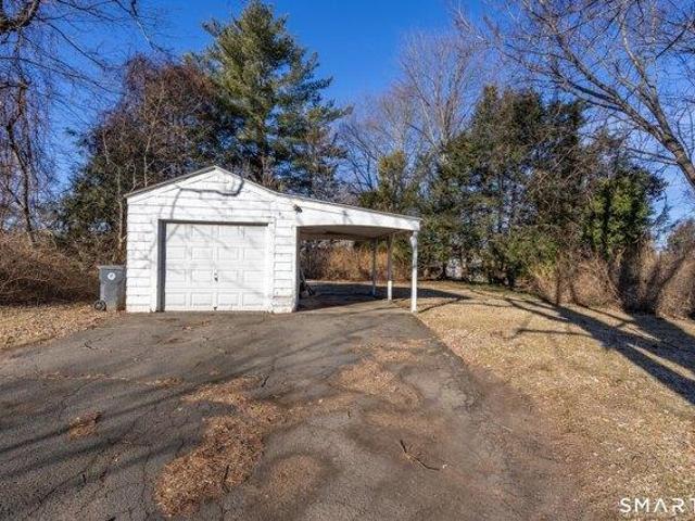 House for sale in Cheshire, Connecticut