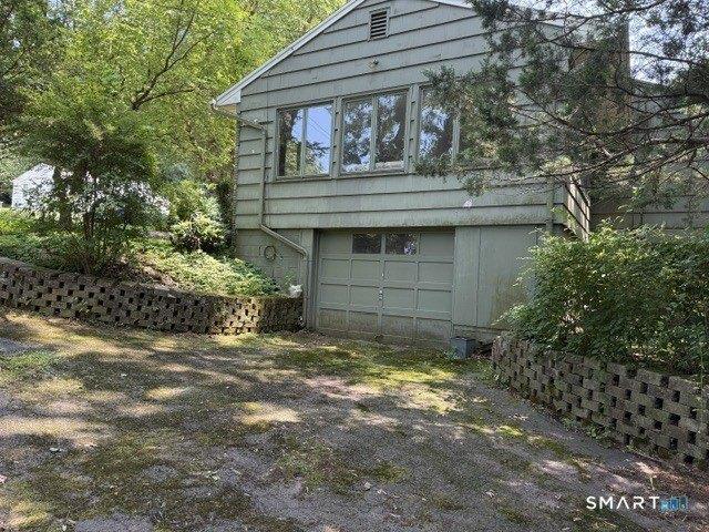 House for sale in Cheshire, Connecticut