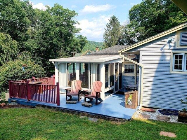House for sale in Chester Factory Village Historic District, Chester