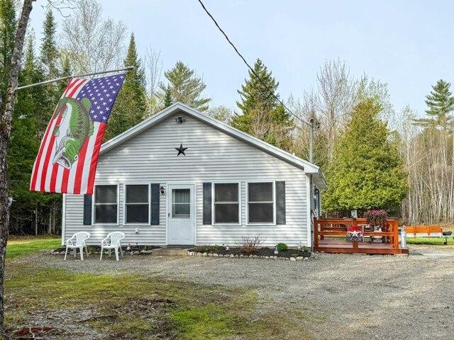 House for sale in Maine
