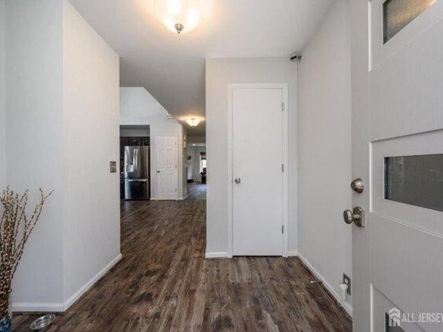 House for sale in Clark, New Jersey