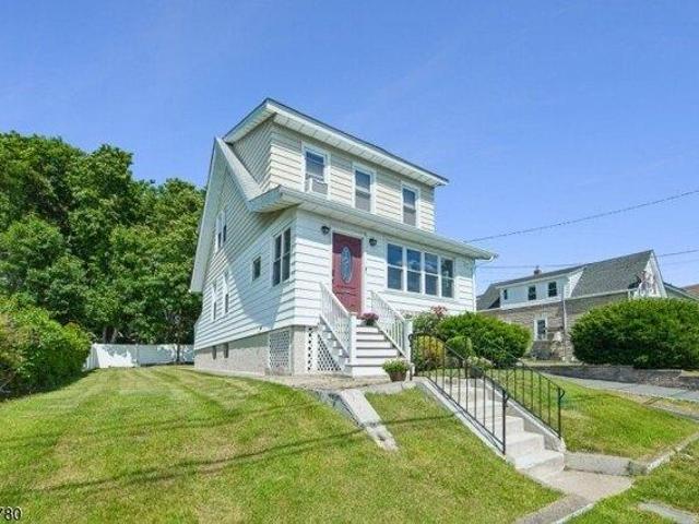 House for sale in Passaic, New Jersey