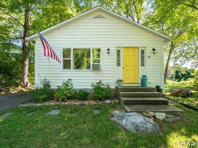 House for sale in Clinton, Connecticut