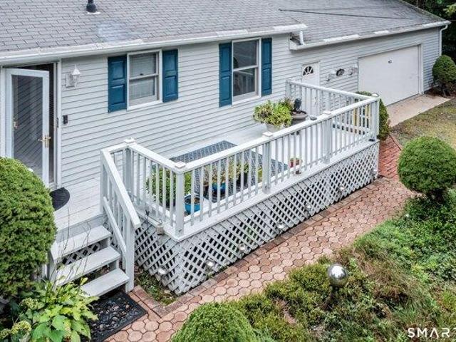 House for sale in Clinton, Lower Connecticut River Valley Planning Region