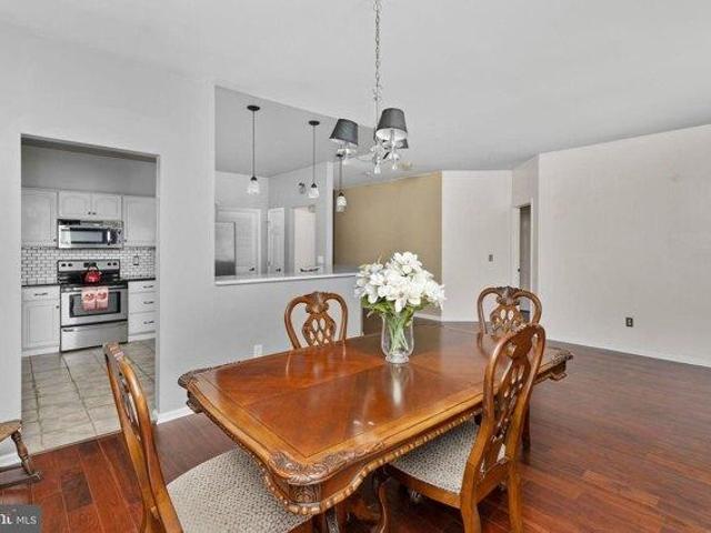 House for sale in Columbus, New Jersey