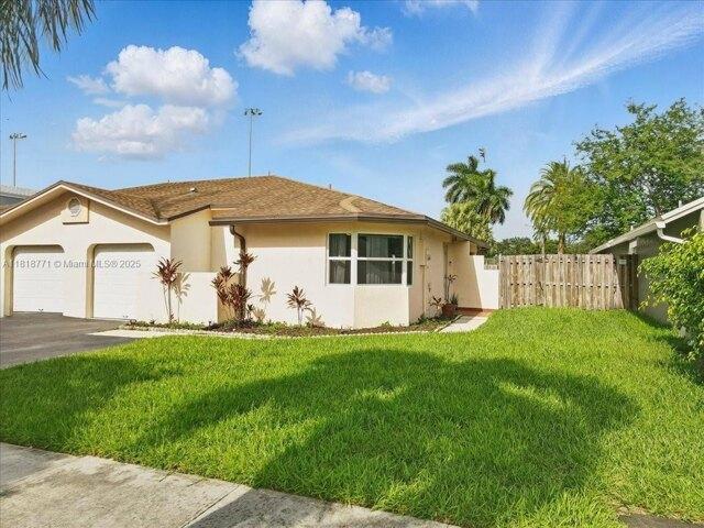 House for sale in Cooper City, Florida