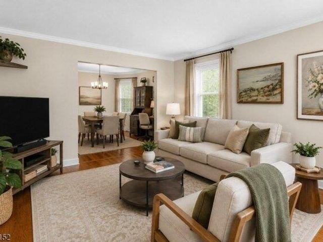 House for sale in Cranford, New Jersey