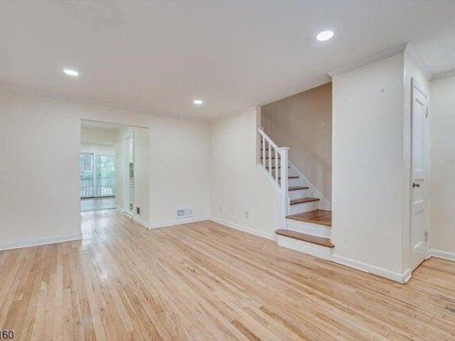 House for sale in Park Village, Cranford