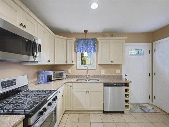 House for sale in Thornton, Cranston