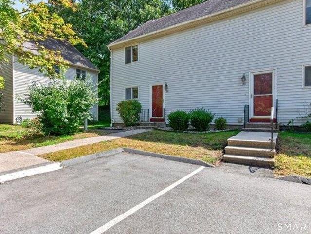 House for sale in Cromwell, Connecticut