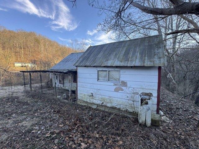 House for sale in West Virginia