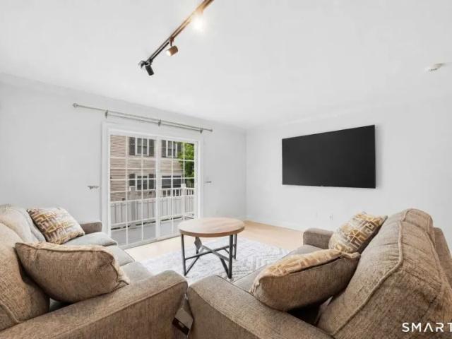 House for sale in Cos Cob, Connecticut