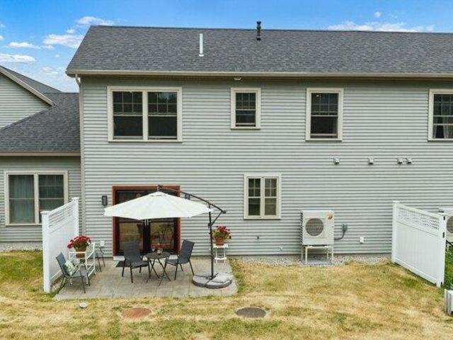 House for sale in Cumberland Center, Maine