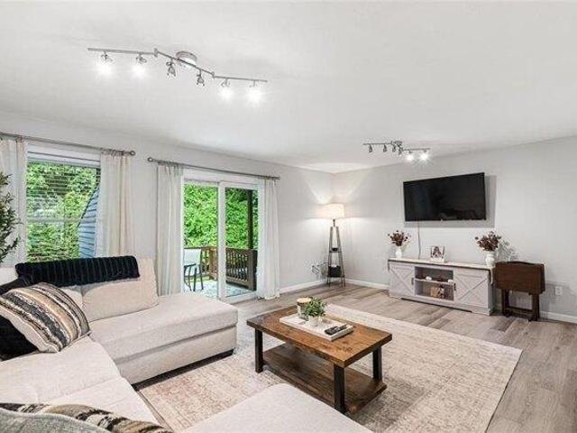 House for sale in Cumberland, Rhode Island