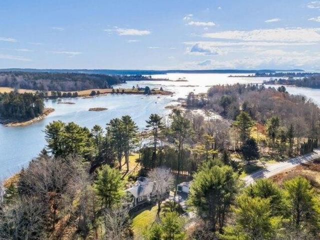 House for sale in Cushing, Maine