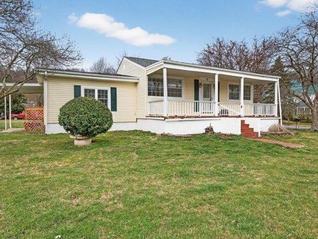 House for sale in Virginia