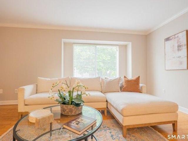 House for sale in Danbury, Connecticut