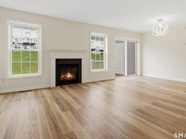 House for sale in Danbury, Connecticut