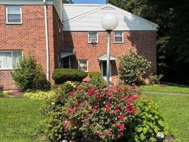 House for sale in Danbury, Western Connecticut Planning Region