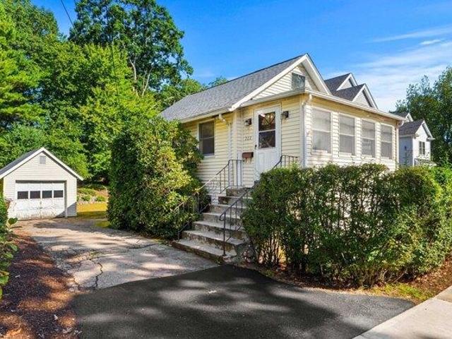 House for sale in Readville Manor, Dedham