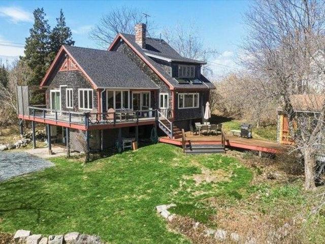 House for sale in Deer Isle, Maine