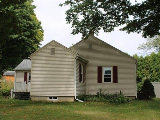 House for sale in Mill River, Deerfield