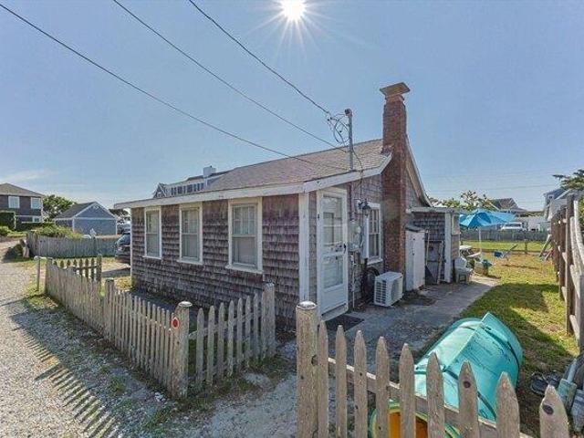 House for sale in Dennis, Massachusetts