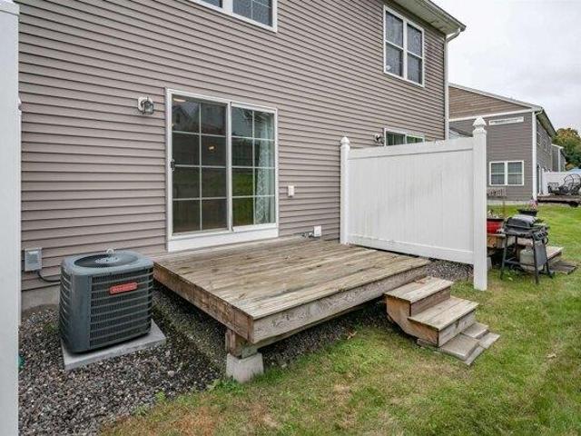 House for sale in Derry, Rockingham County