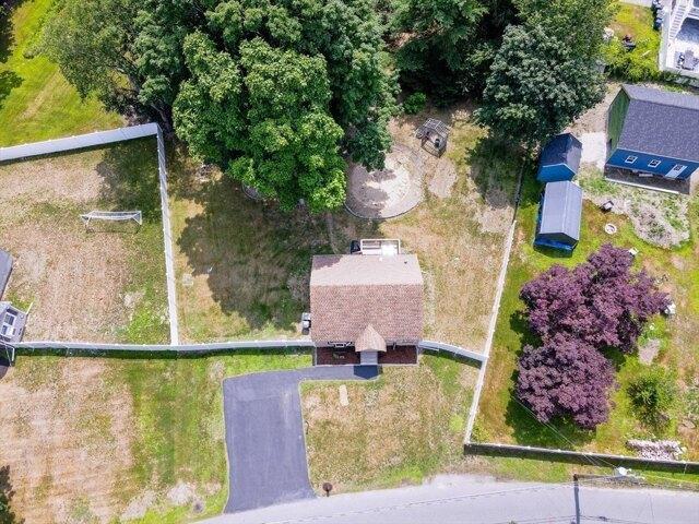 House for sale in Dracut, Massachusetts