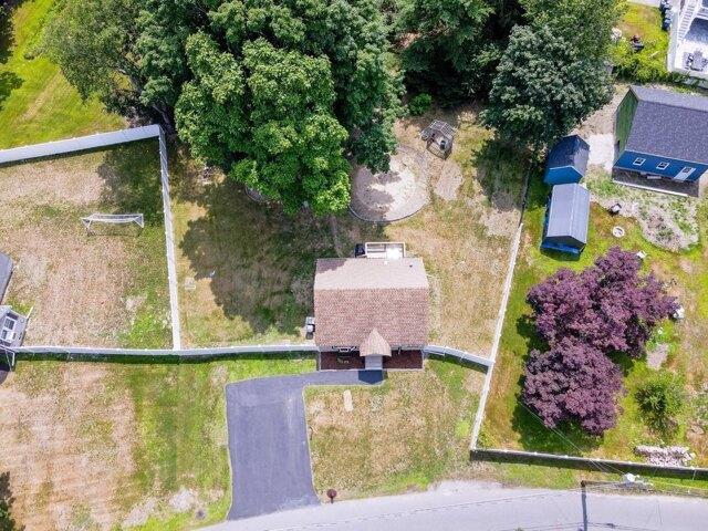 House for sale in Dracut, Massachusetts