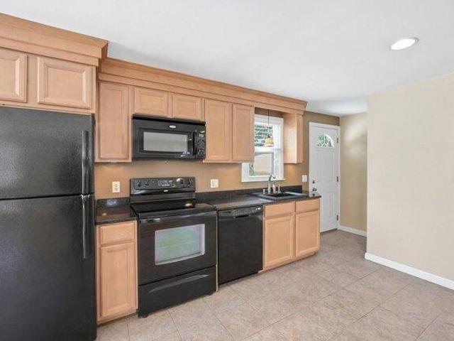 House for sale in Dudley, Worcester County